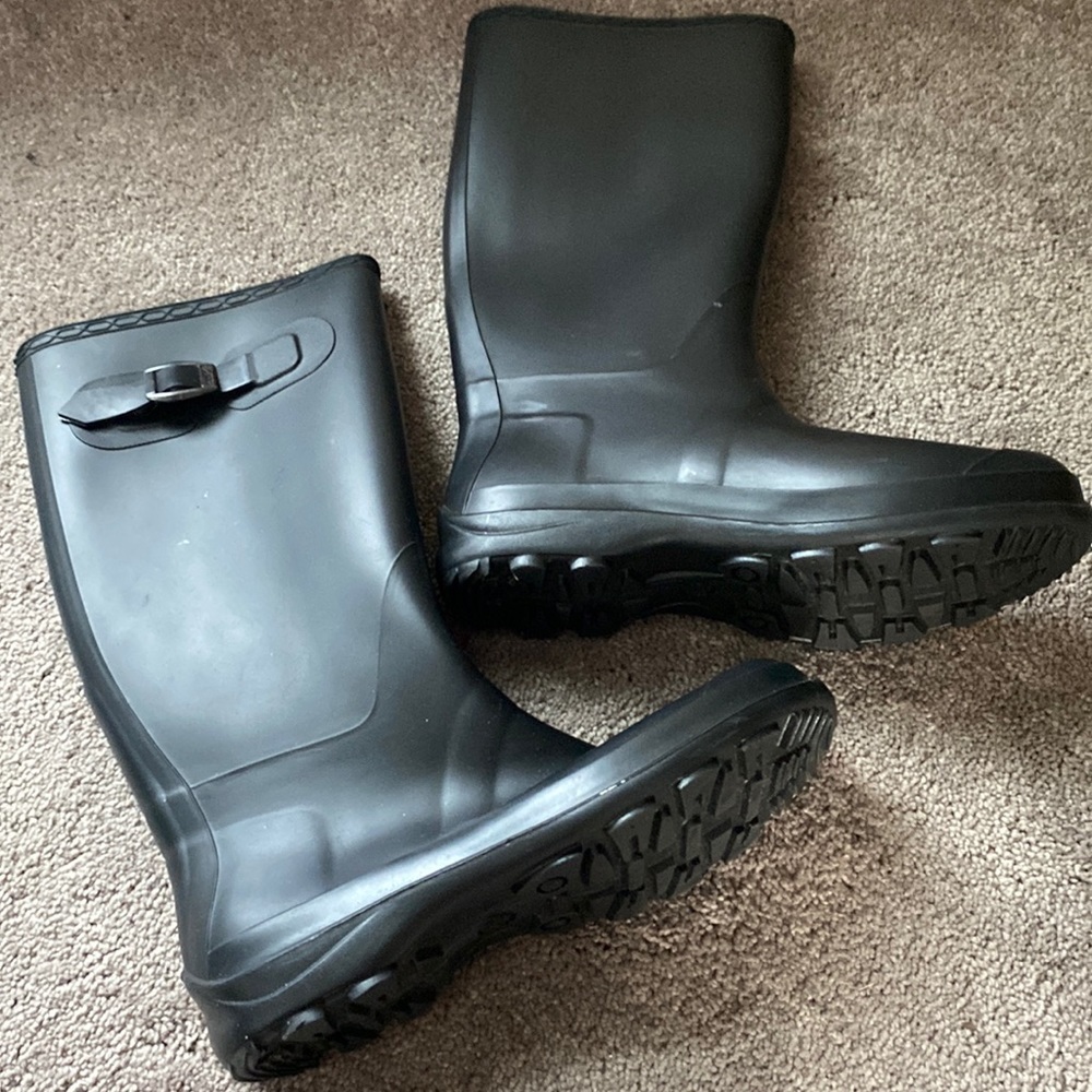Kamik Black Waterproof Rain Boots Mid Calf Rubber Outdoor SIZE 9